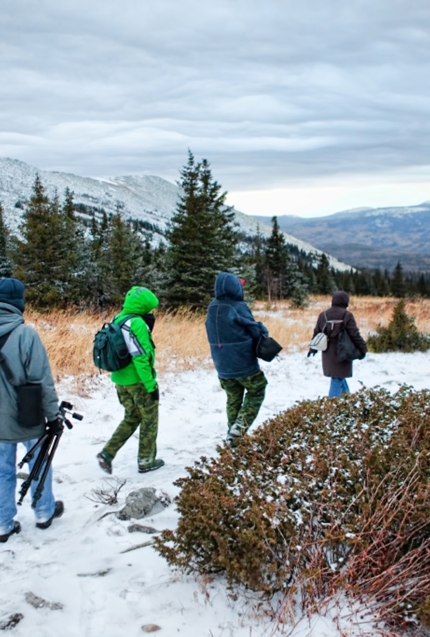 نصائح لتجنب صعوبات رحلات التخييم في الشتاء بواسطة stockvault