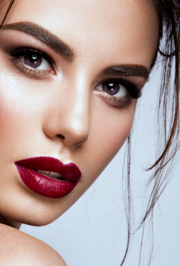 مكياج مثالي لتنحيف الوجه