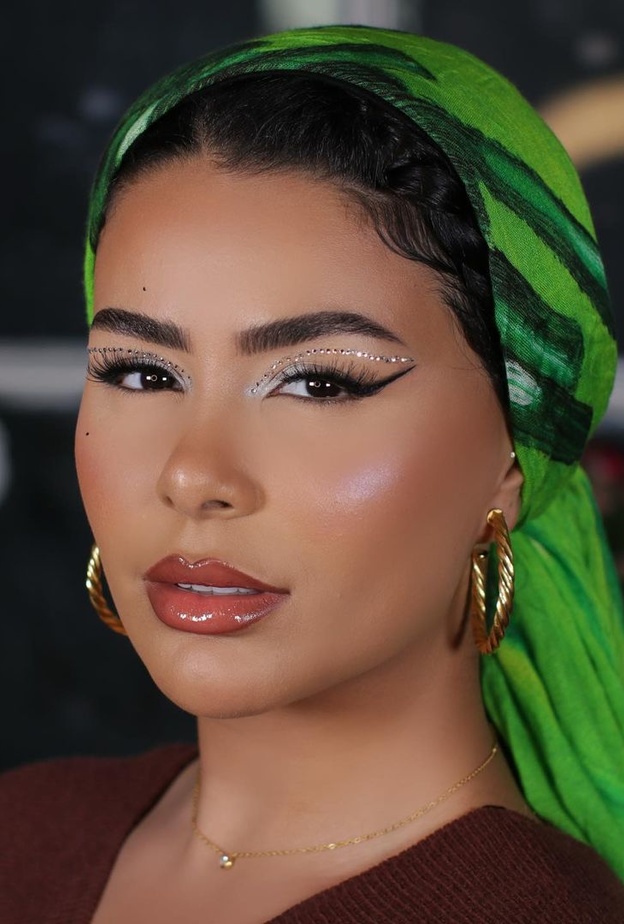  مكياج مناسب للسهرة على طريقة حبيبة داسليفا - الصورة من حابها على انستغرام