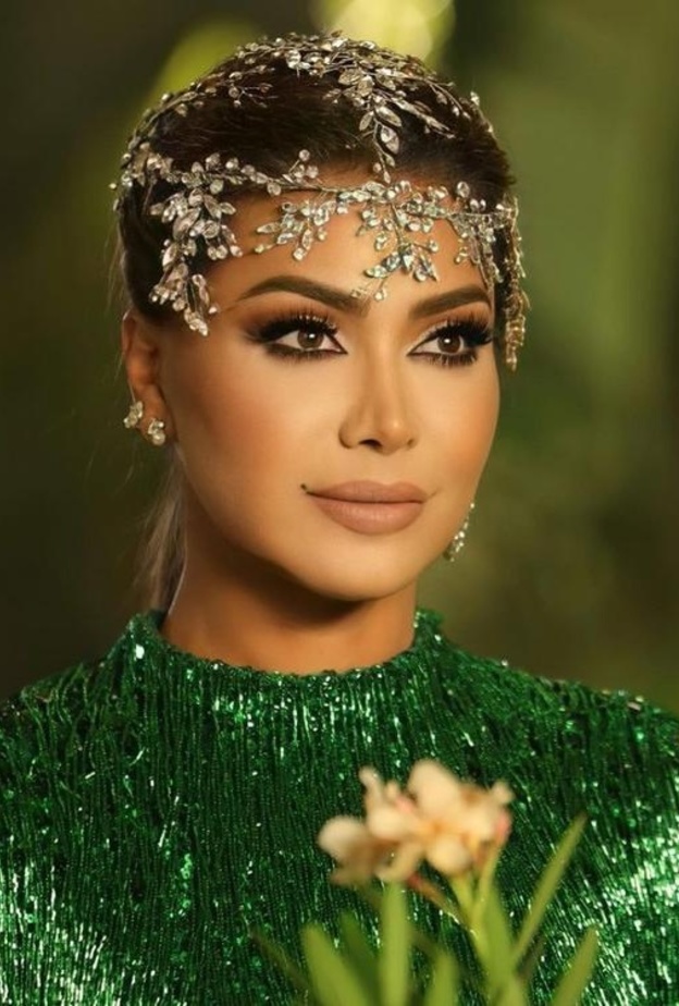 أفضل إطلالات الفنانة نوال الزغبي الجمالية في حصاد عام 2021