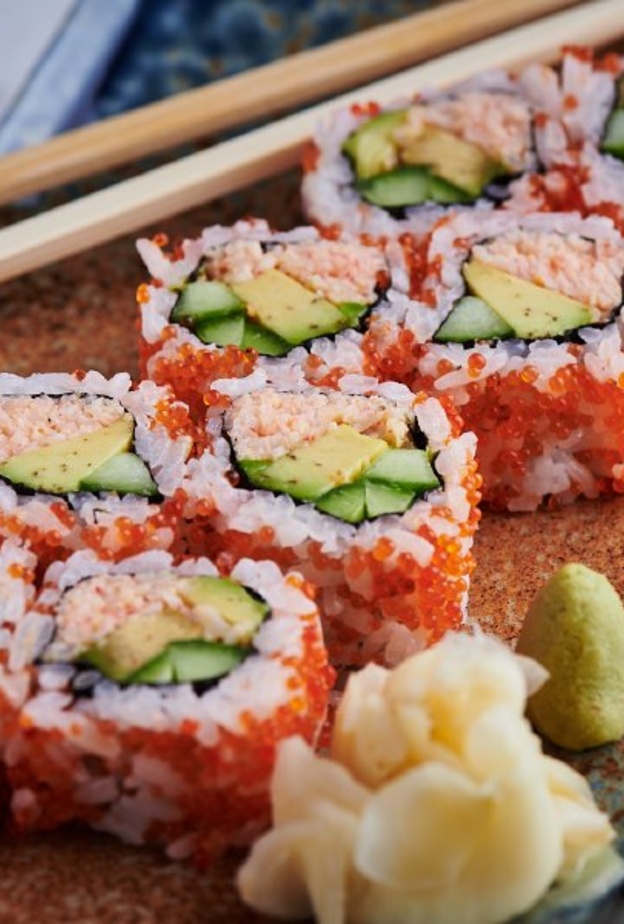 "سڤن سيسترز" يرتقي بموسم الاحتفالات إلى مستويات جديدة