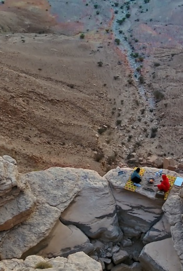جبل طويق.. الوجهة الأمثل لعشاق المغامرة في أعالي الجبال بالمملكة