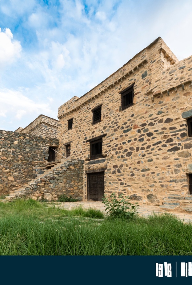 قصر بن رقوش التاريخي.. تحفة معمارية وتاريخ أصيل بالباحة 