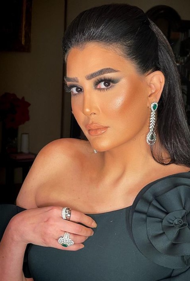 أبرز إطلالات غادة عبد الرازق الجمالية وعمليات التجميل التي أجرتها عام 2021