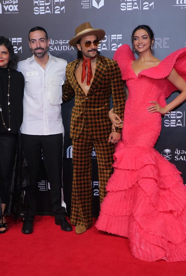 نجوم فيلم 83