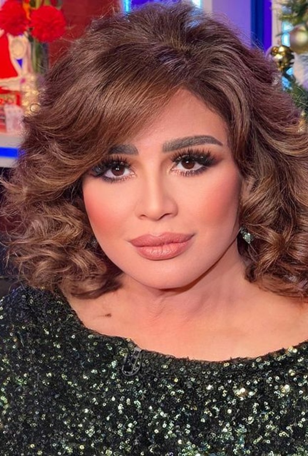 إلهام شاهين بإطلالة جمالية ملفتة جعلتها أصغر من عمرها بسنوات