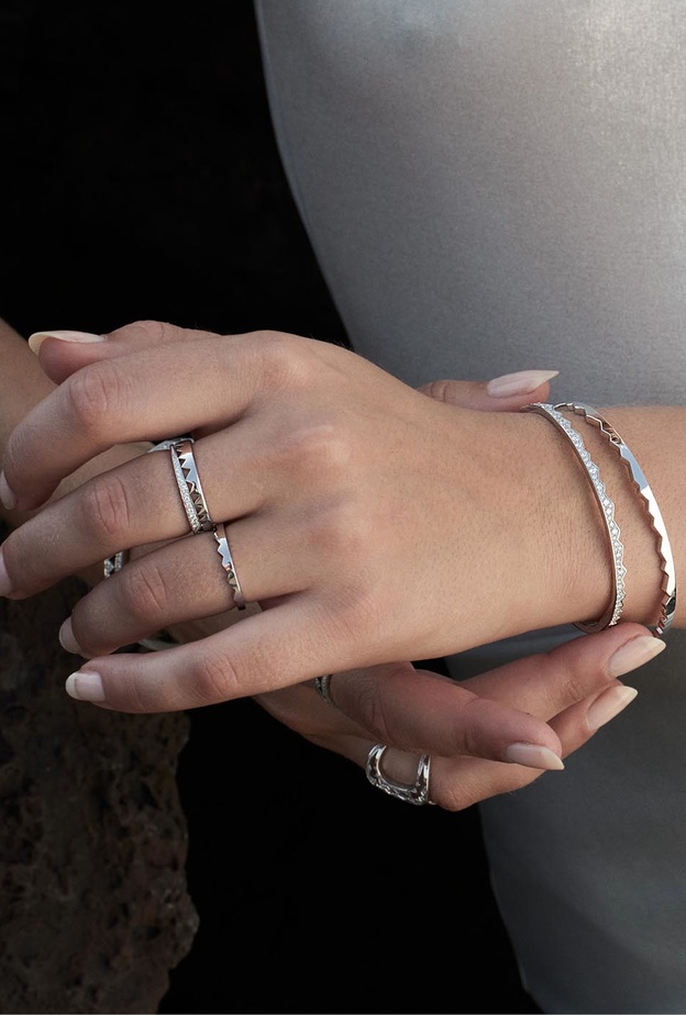 "أكيليس" تحطّ رحالها في دبي مول