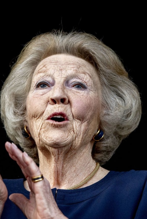 ملكة هولندا السابقة بياتريكس تتعافى من عدوى كورونا