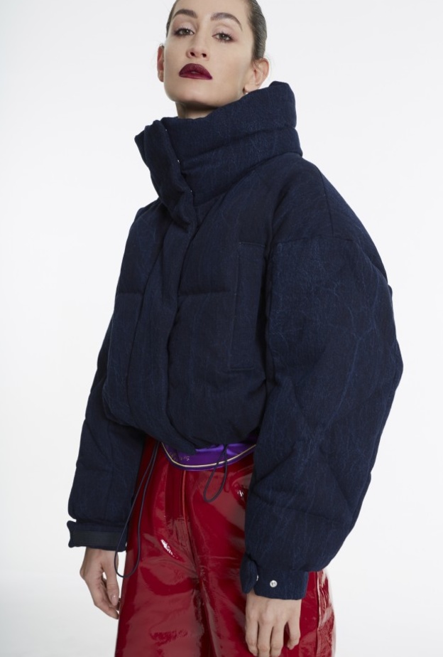 أزياء موسم شتاء 2022- إطلالة رياضية من Bacon