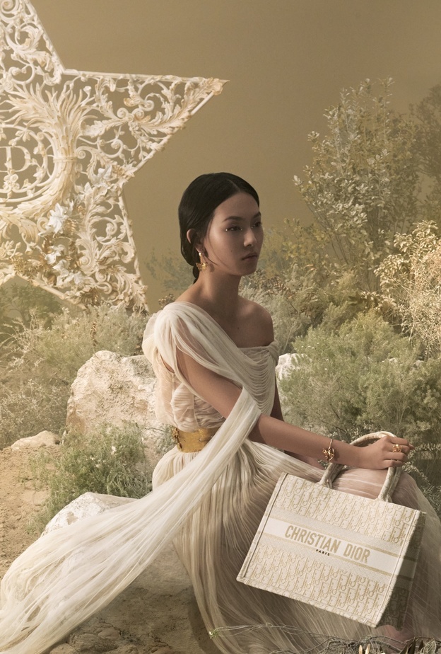 ديور تقدّم مجموعات نسائية خاصة بموسم الاعياد