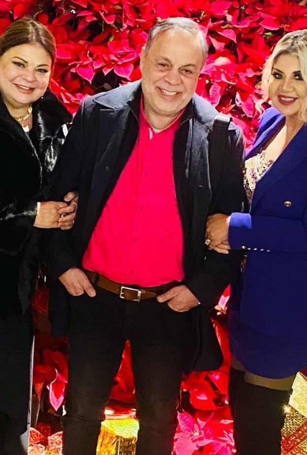 أشرف زكي وماجدة زكي وبوسي شلبي