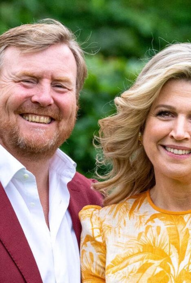 ملك وملكة هولندا يهنئان ماكس فيرستابين على فوزه ببطولة العالم لسباقات فورميلا 1