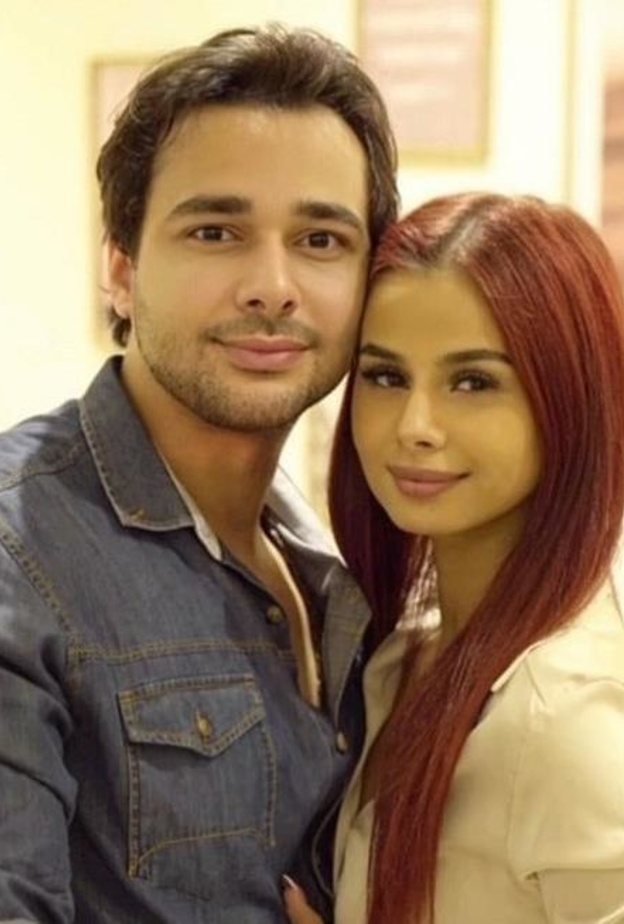 محمود المهدي يحسم موعد حفل زفافه من منة عرفة ويعتذر لهذا السبب