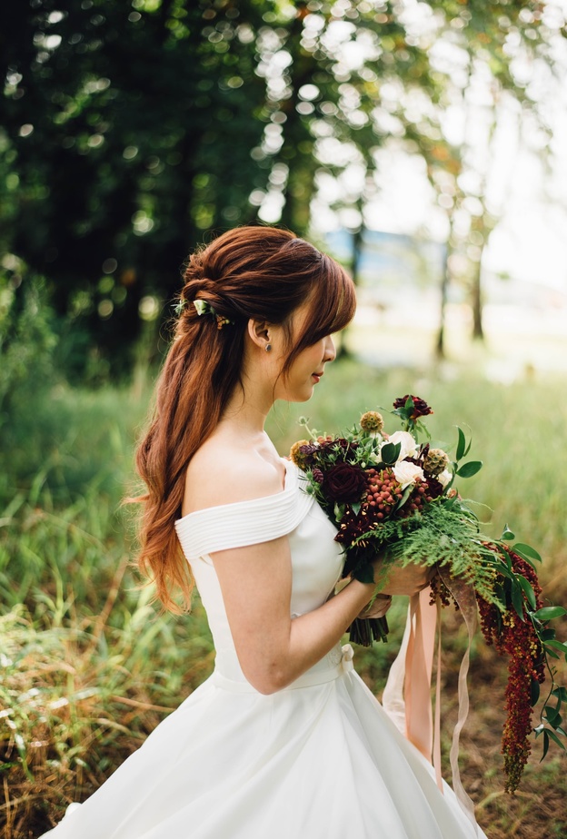 هكذا يمكنك تزيين زفافك بزهور السوسن