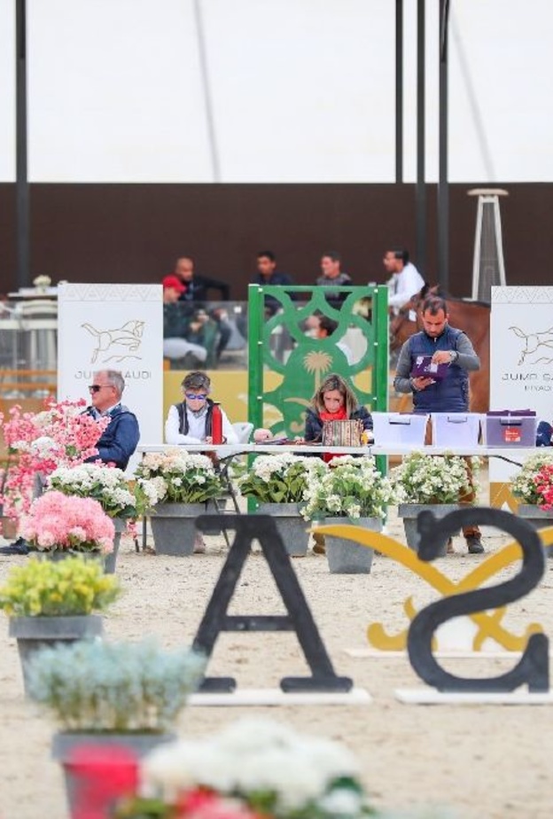 114 فارسا وفارسة من 17 دولة وأمسيات موسيقية مميزة في ختام بطولة "قفز السعودية"