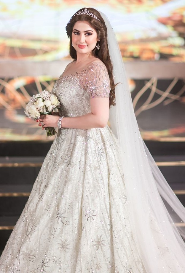 أجمل صور الزفاف من حفلات النجمات الإماراتيات