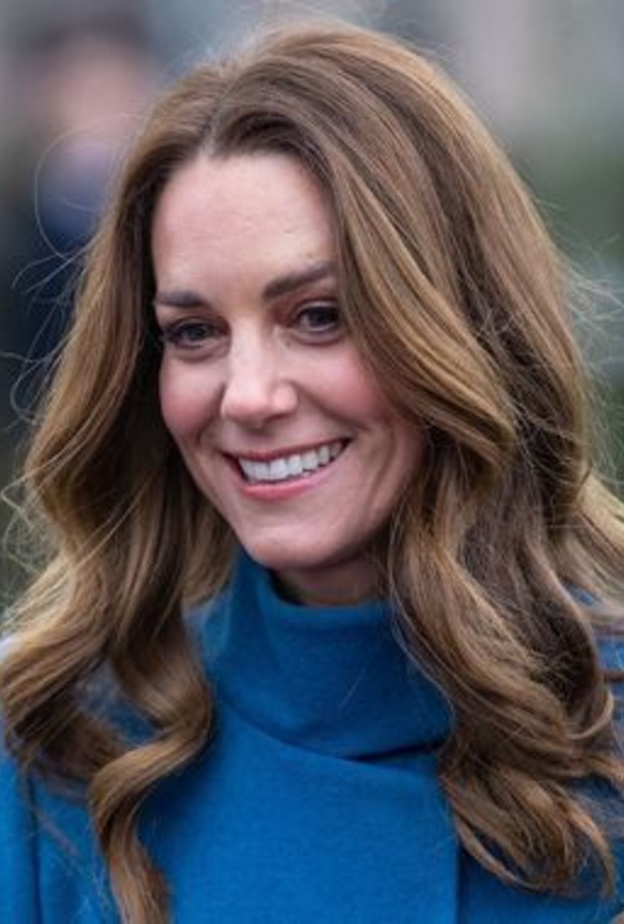 حقيقة انتماء كيت ميدلتون لطبقة عامة الشعب في صالح العائلة المالكة