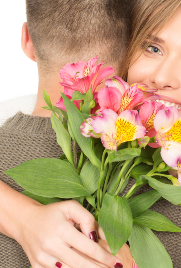 shutterstock_الورود من أجمل الهدايا في ليلة رأس السنة