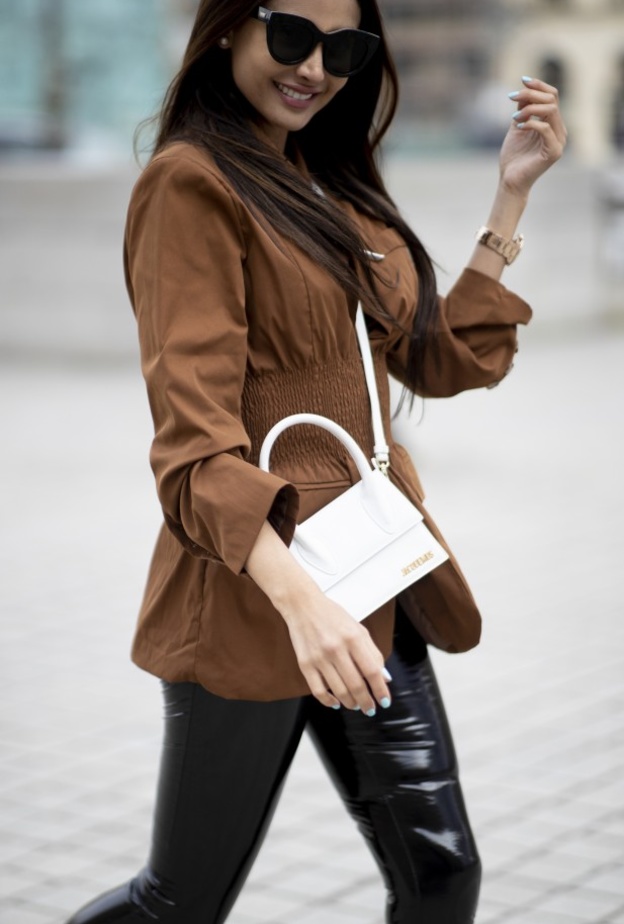 حقائب يد موضة 2022 بأسلوب Cross Bag