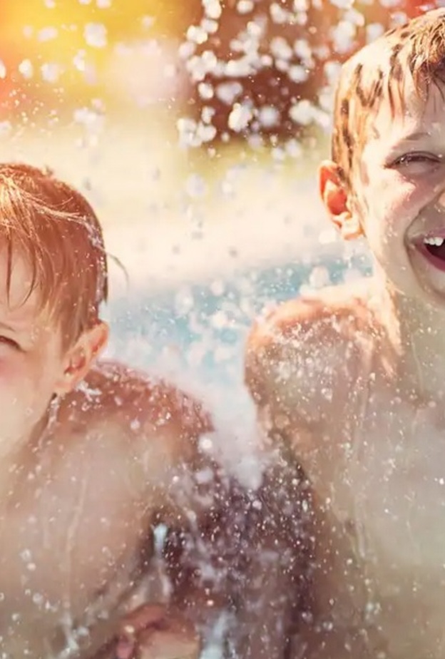 أجواء ممتعة مع الألعاب المائية في سبلاش باد - المصدر زوروا دبي