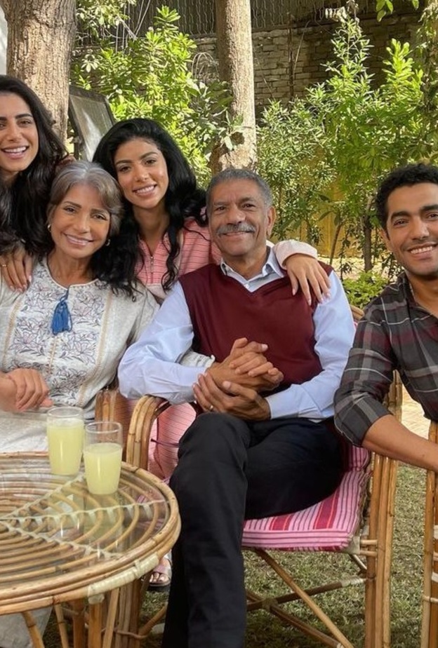 أبطال مسلسل "أبو العروسة"