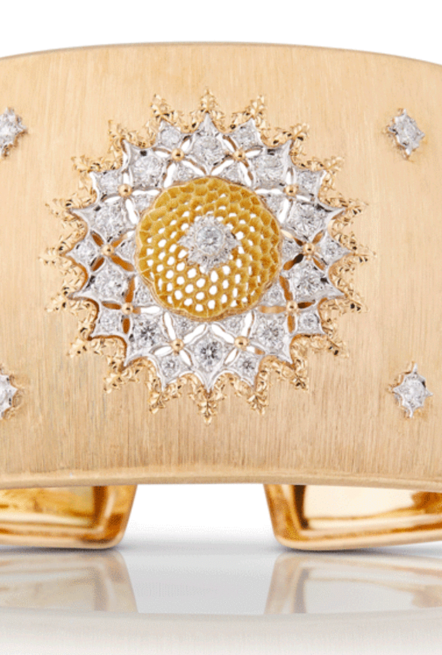 اسوارة من بوتشيلاتي  Buccellati