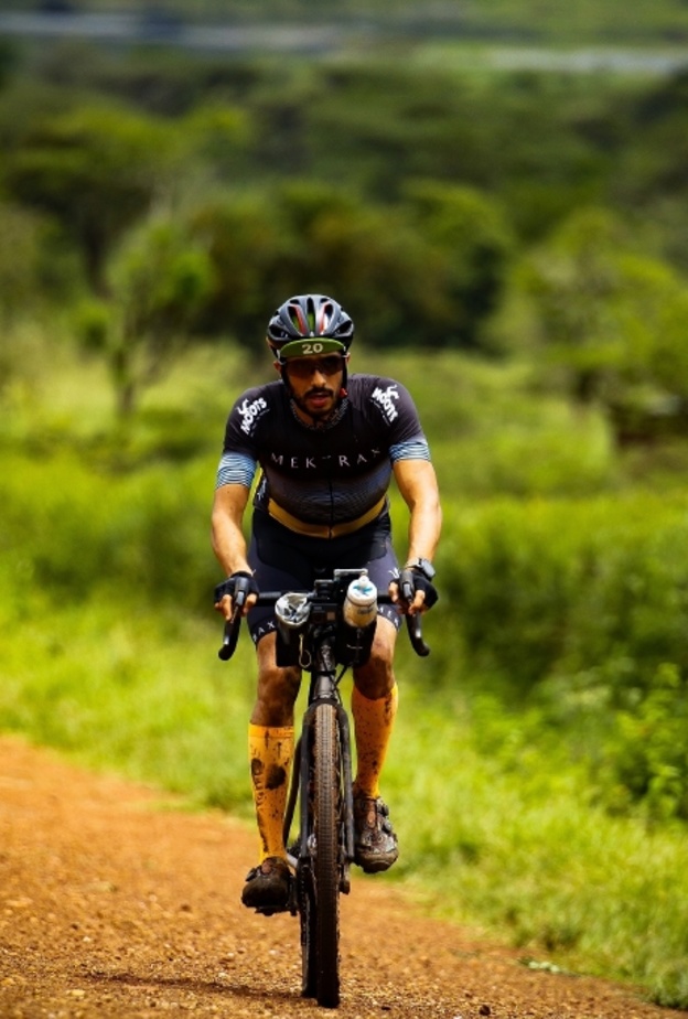 الدراج الاماراتي عمر السعدي