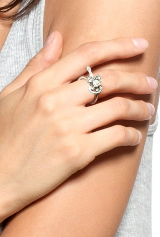 الصورة من موقع Jermaine Jackson Fine Jewelry