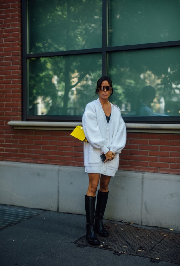 الكارديغان الطويل لاطلالات شبابية مميزة