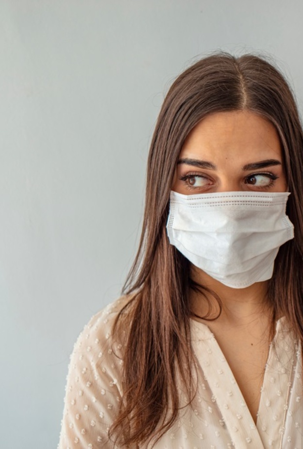 الوقت الصحيح لاستخدام الكمامة للوقاية من فيروس كورونا ومتحوراته