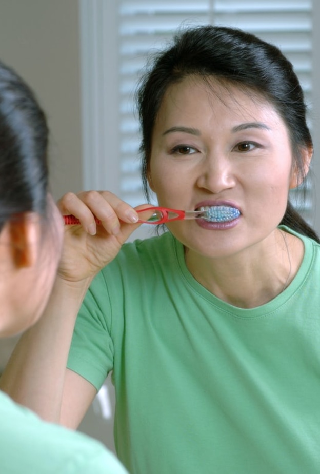  عدم تنظيف الاسنان بطريقة صحيحة يعرض الجسم لهذه الامراض