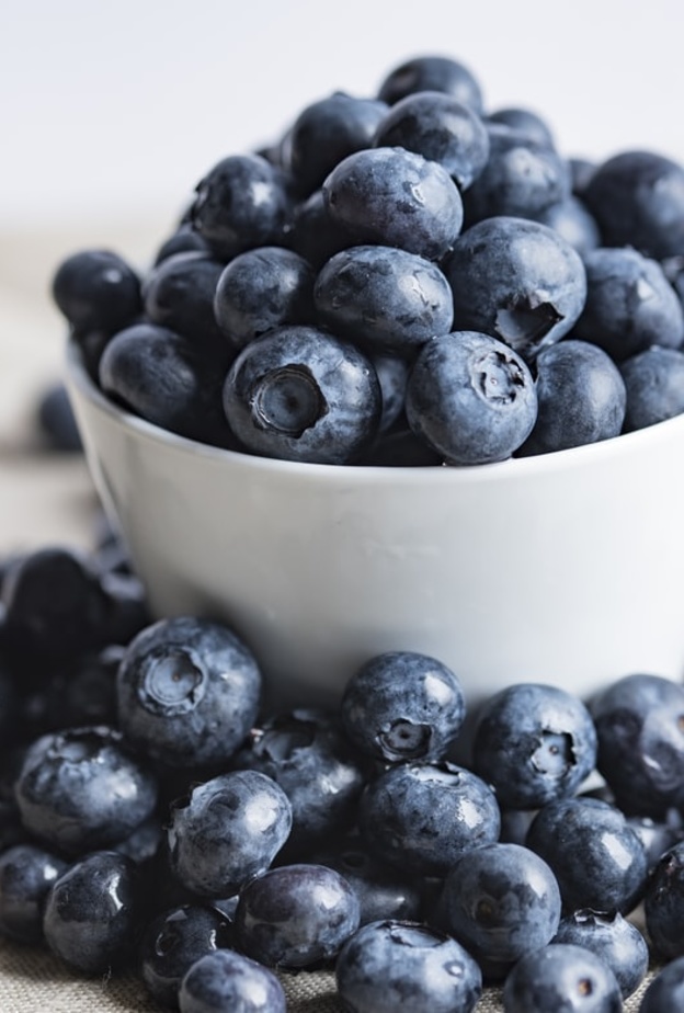 دراسة: فوائد تناول التوت الأزرق لمرضى السكري