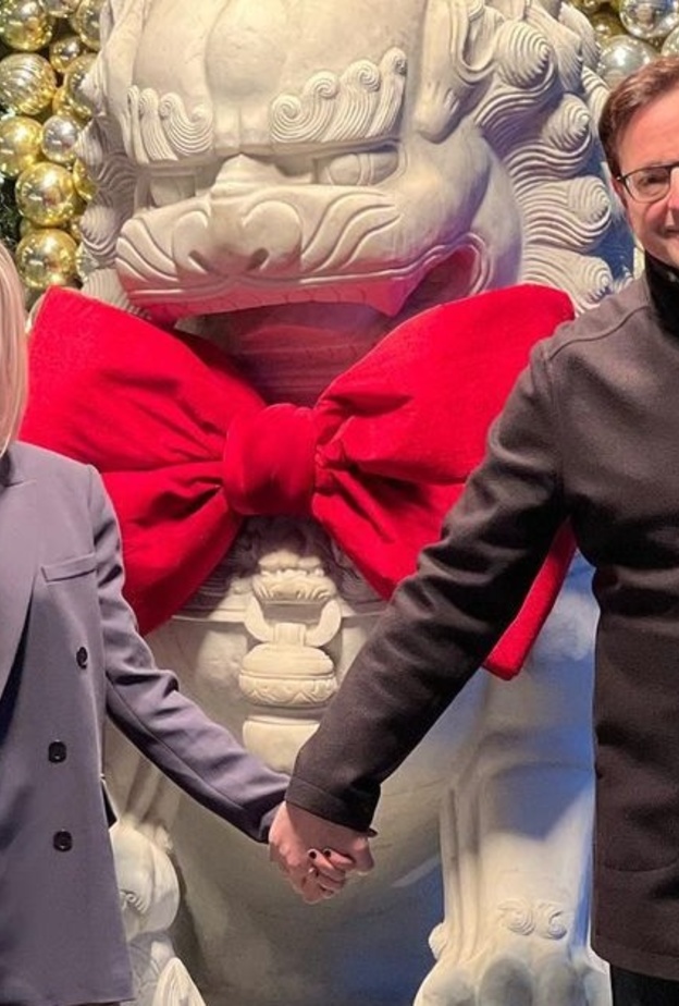 بوب ساجيت مع زوجته 