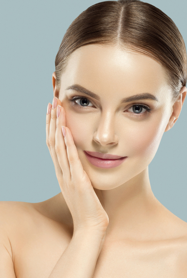 خلطات طبيعية من زيت اللوز الحلو لنضارة البشرة وتأخير ظهور التجاعيد