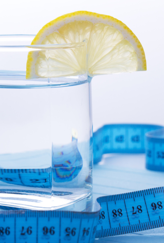 رجيم الماء لحرق دهون البطن والأرداف