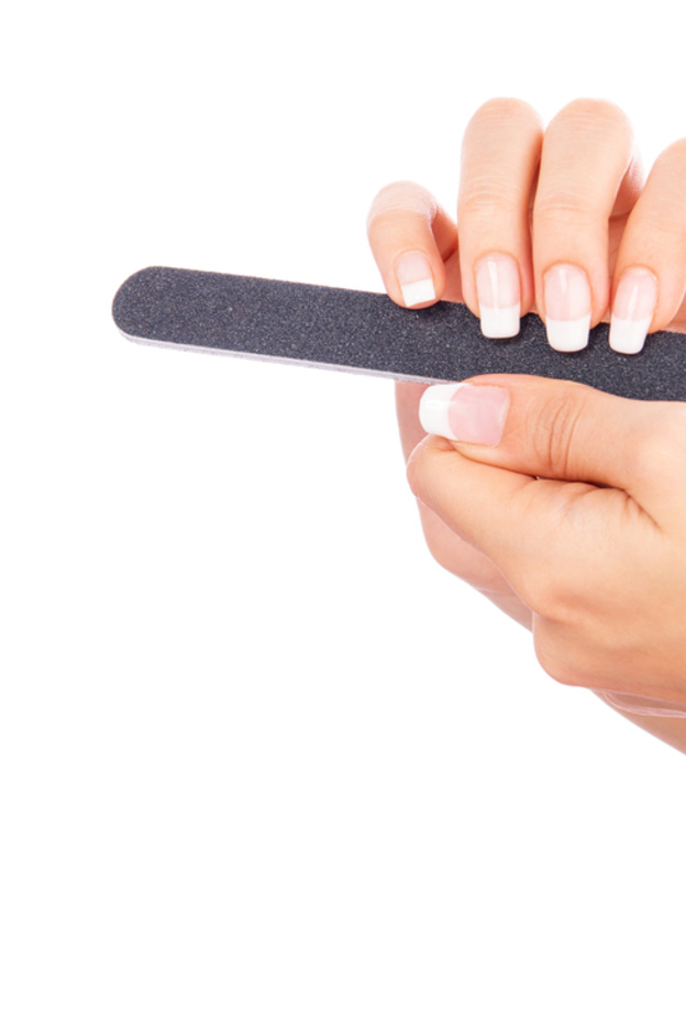 طريقة برد الأظافر بشكل مربع