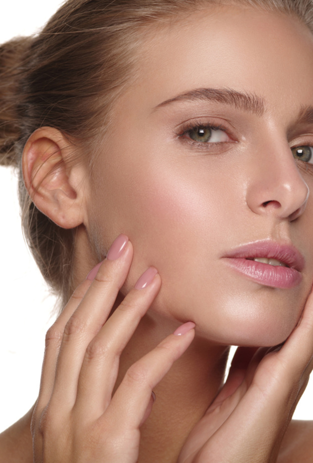 6 نصائح ذهبية للحصول على مكياج شبابي خفيف