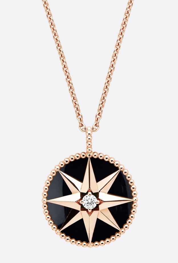 قلادة روز ديه فينتس الميدالية Rose des Vents medallion من ديور Dior
