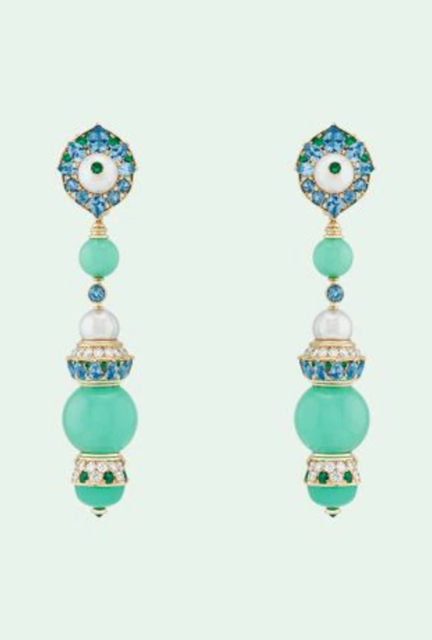 مجوهرات مزينة بحجر الكريسوبريس الاخضر من دار فان كليف اند أبرلز Van Cleef & Arpels (2)