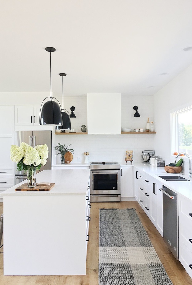 مطابخ بالأبيض والأسود