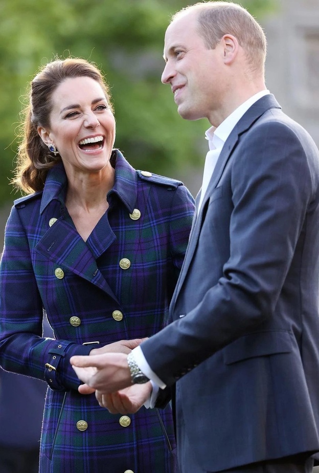 ملكة بريطانيا تخطط للانتقال والإقامة بصحبة الأمير وليام Prince William وزوجته كيت ميدلتون