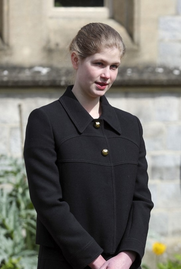 ما هو القرار الهام الذي يجب أن تتخذه الليدي لويز وندسور هذا العام؟