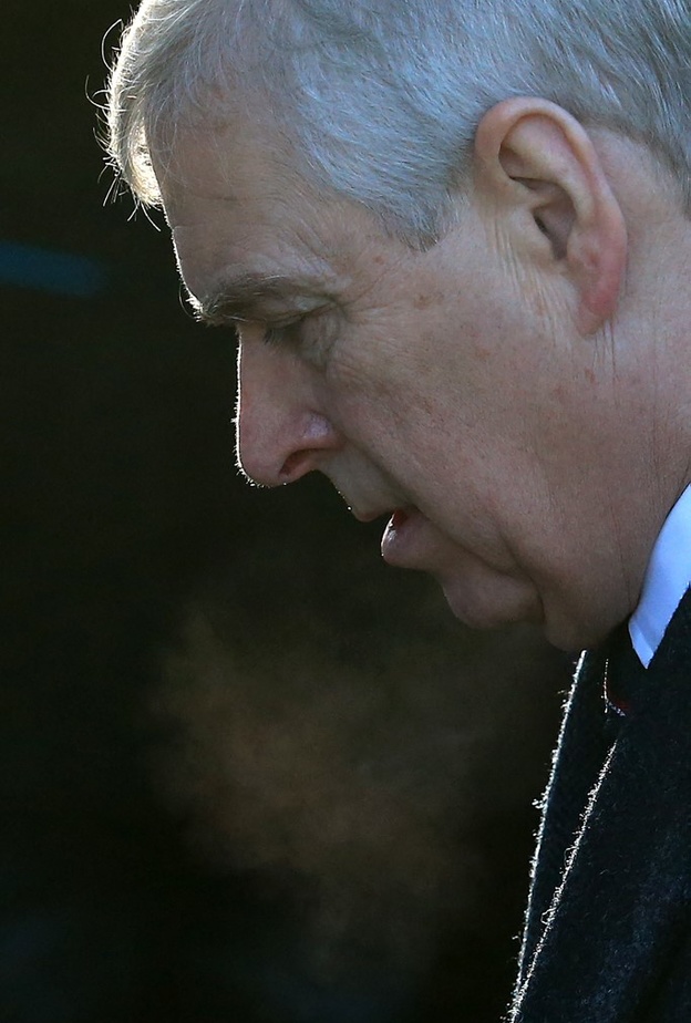 الأمير أندرو قد يفقد لقب دوق يورك 