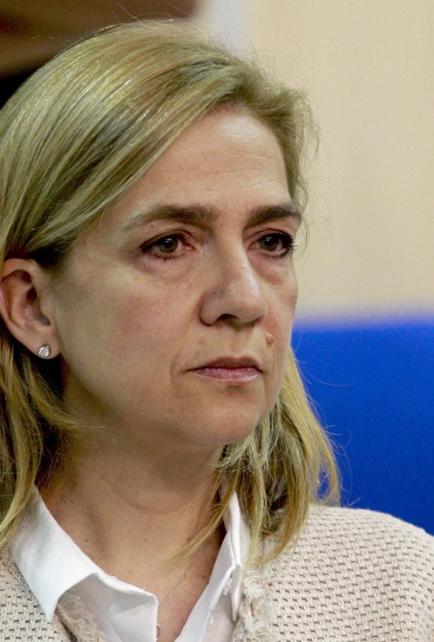 انفصال إنفانتا كريستينا دي بوربون شقيقة ملك إسبانيا عن زوجها إيناكي أوردانغارين بعد ما يقرب من 25 عامًا من زواجهما