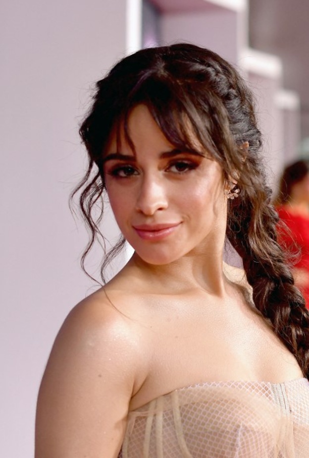 تسريحات شعر للشابات