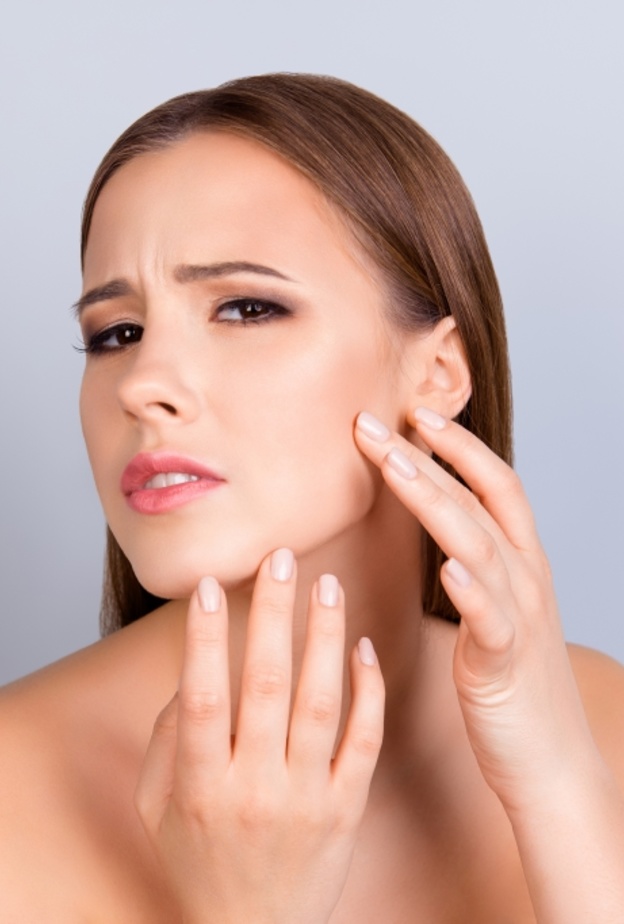 وصفات طبيعية في المنزل لعلاج جفاف البشرة