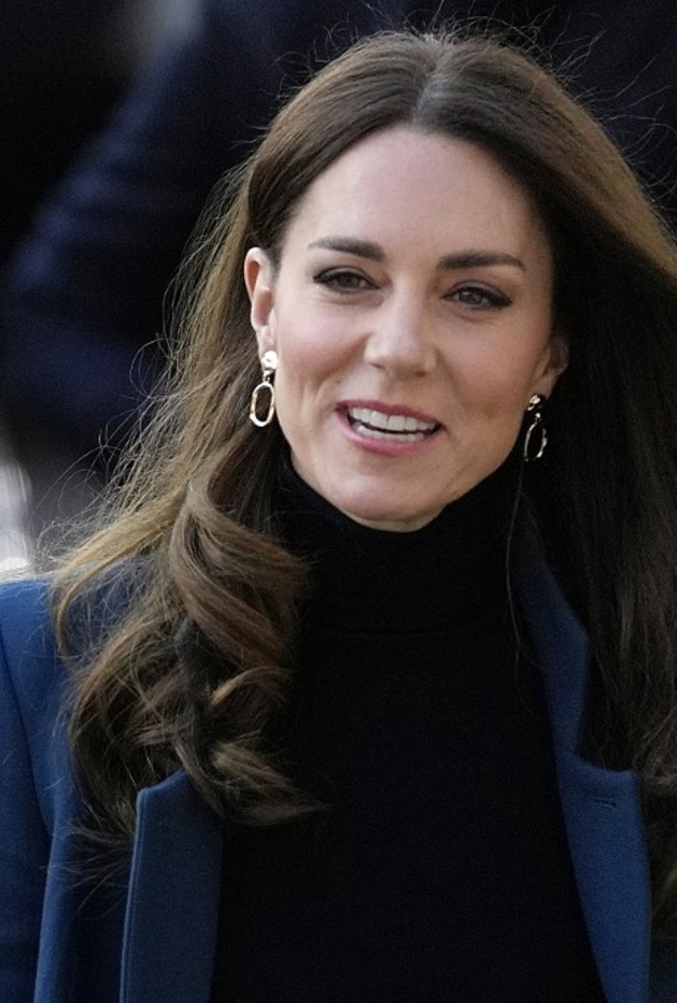 إطلالة كيت ميدلتون الجمالية في أول ظهور لها عام 2022