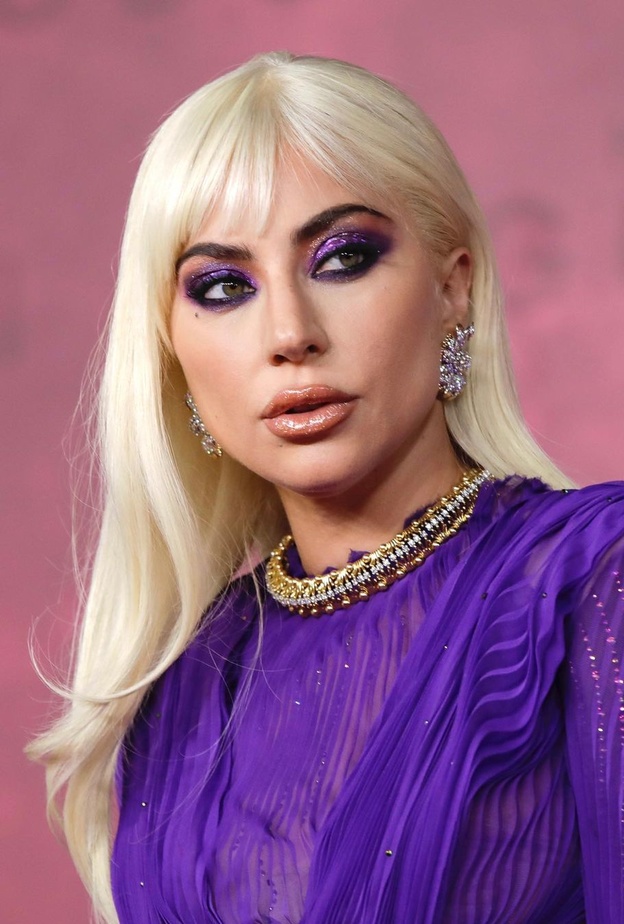 الوان صبغات شعر 2022 على طريقة ليدي غاغا - الصورة من حسابها على انستغرام