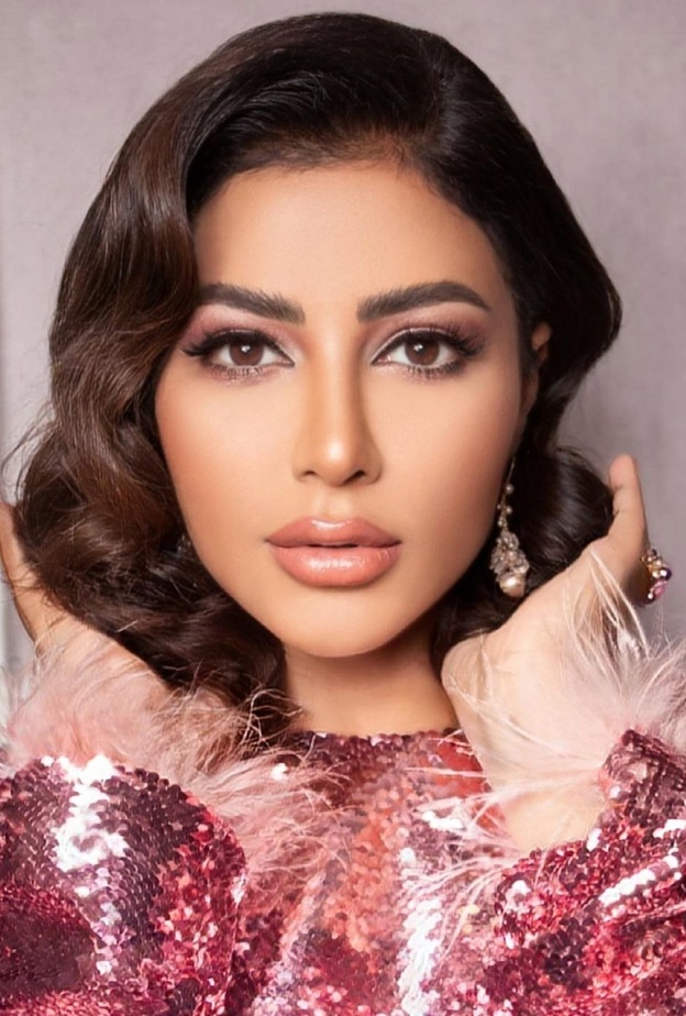 أجمل تسريحات شعر النجمات في حفلات نهاية العام