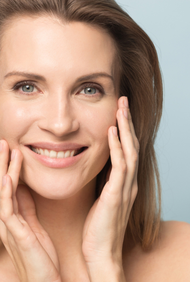 كيفية تطبيق كولاجين طبيعي لإزالة التجاعيد حول العين